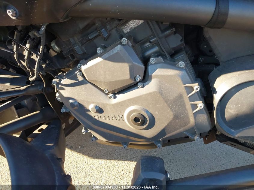 2020 CAN-AM SPYDER ROADSTER F3-S/F3-S SPECIAL SERIES 2BXRDDD23LV000316