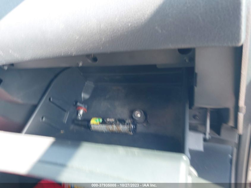 2015 NISSAN ROGUE S - KNMAT2MT5FP537295