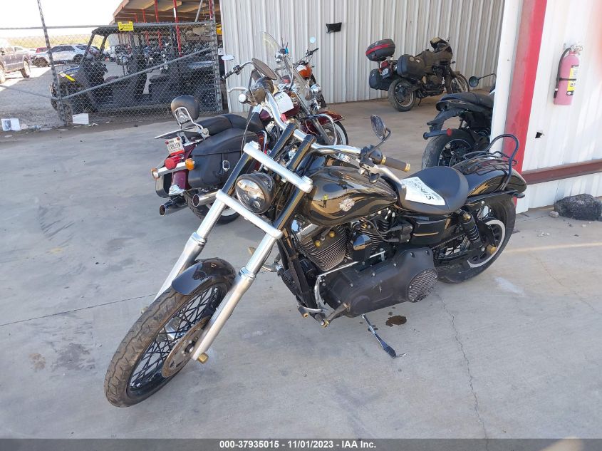 2015 HARLEY-DAVIDSON FXDWG DYNA WIDE GLIDE 1HD1GPM1XFC310593