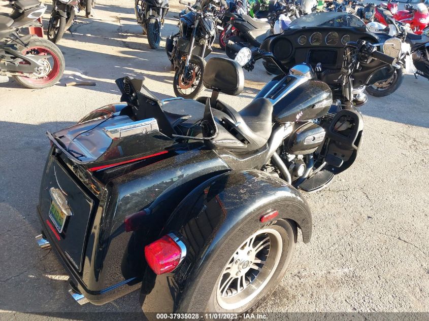 2019 HARLEY-DAVIDSON FLHTCUTG - 1HD1MAF14KB853179