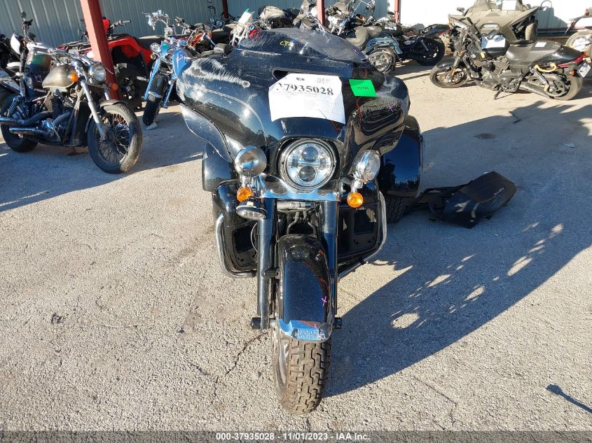 2019 HARLEY-DAVIDSON FLHTCUTG - 1HD1MAF14KB853179