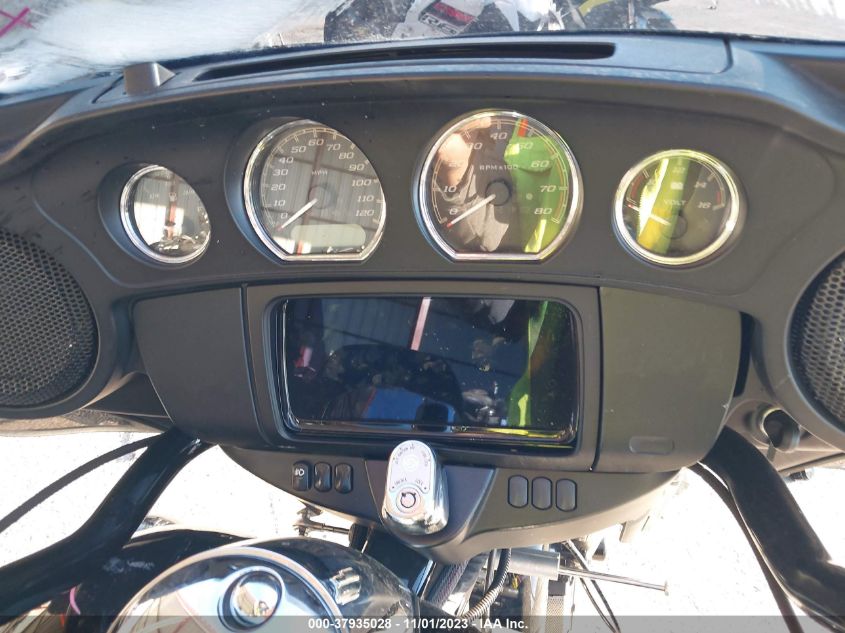 2019 HARLEY-DAVIDSON FLHTCUTG - 1HD1MAF14KB853179