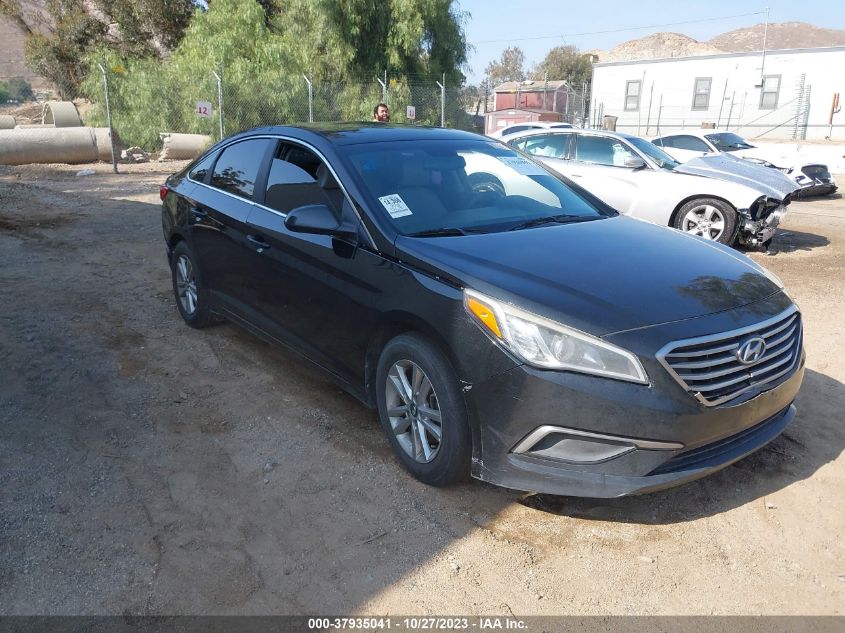 2016 HYUNDAI SONATA 2.4L SE - 5NPE24AF5GH321569