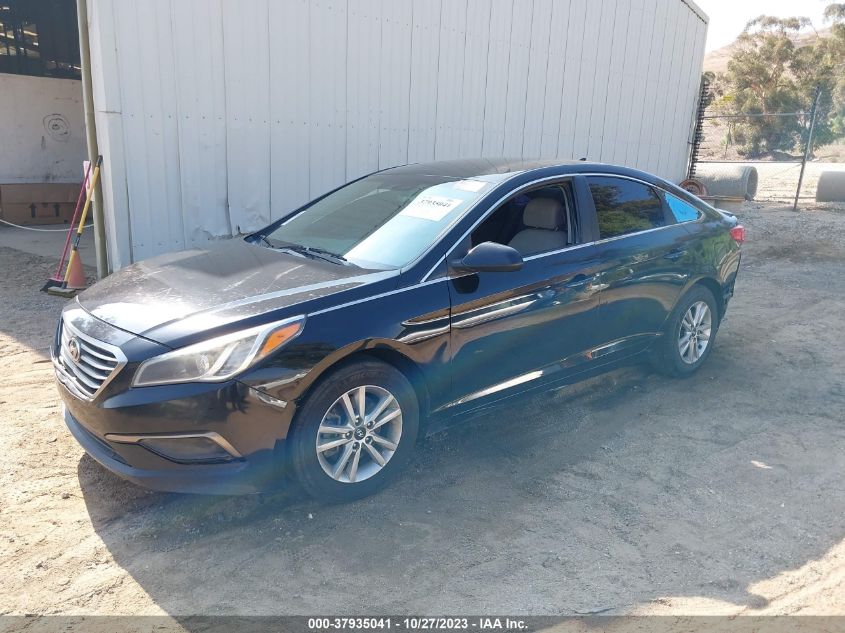 2016 HYUNDAI SONATA 2.4L SE - 5NPE24AF5GH321569