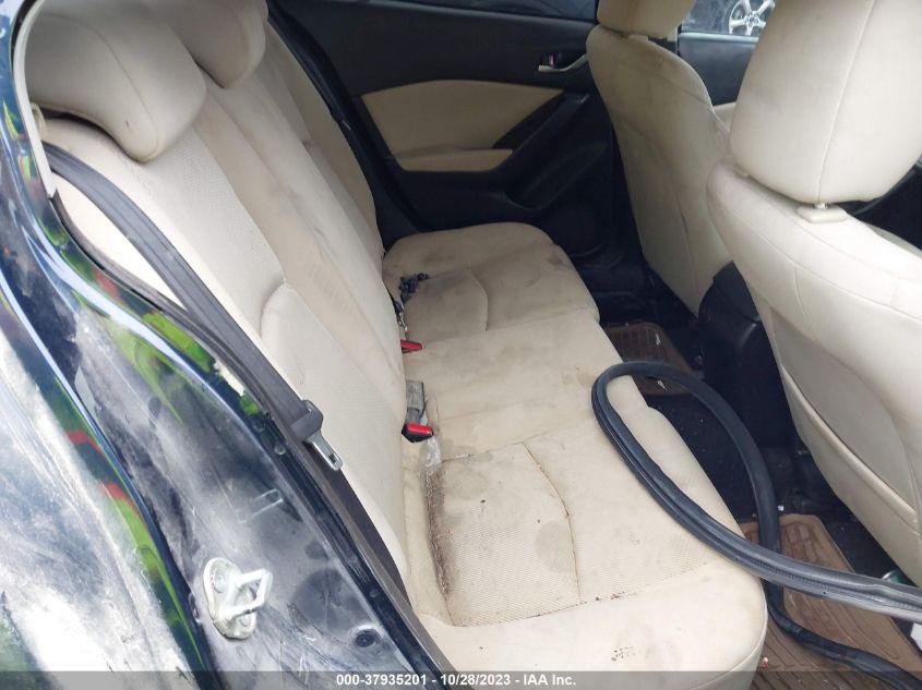 2018 MAZDA MAZDA3 4-DOOR SPORT - 3MZBN1U78JM222725