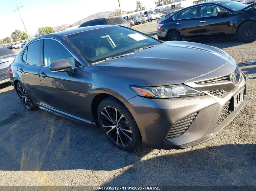 2018 TOYOTA CAMRY LE/SE/XLE/L - 4T1B11HK6JU607852