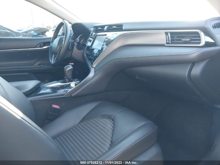 2018 TOYOTA CAMRY LE/SE/XLE/L - 4T1B11HK6JU607852