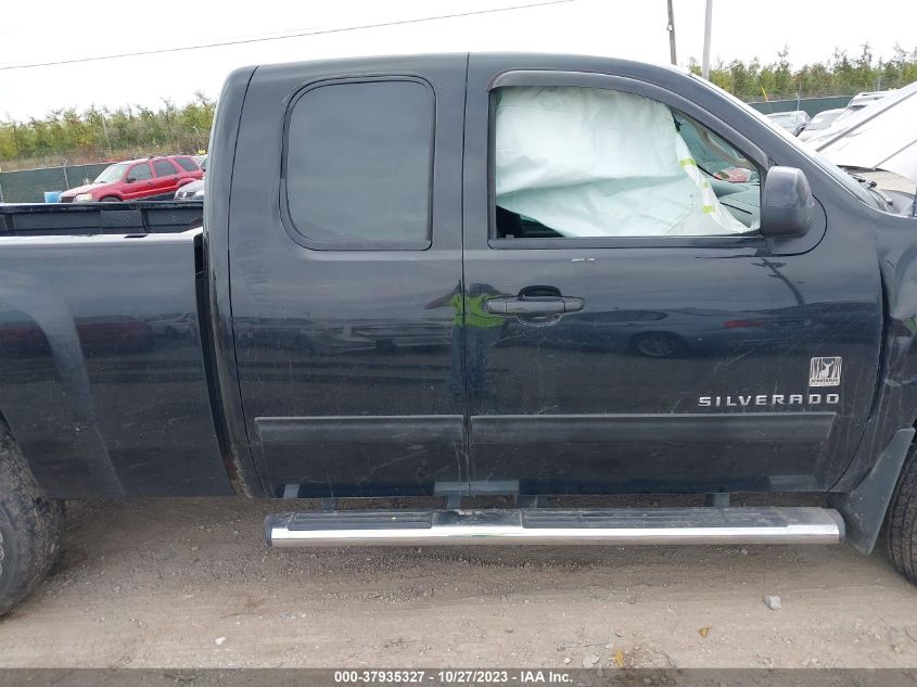 2013 CHEVROLET SILVERADO 1500 LT - 1GCRKSE71DZ187009