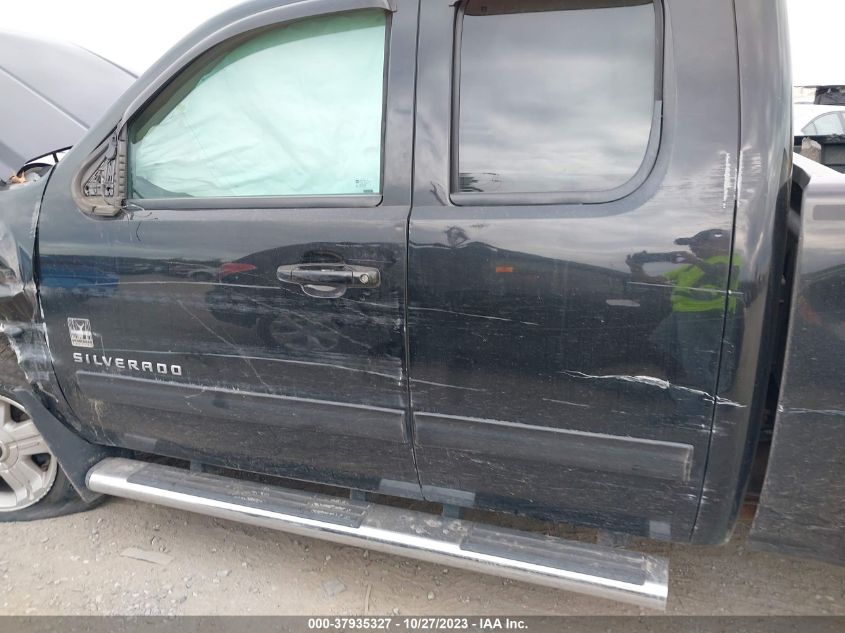 2013 CHEVROLET SILVERADO 1500 LT - 1GCRKSE71DZ187009