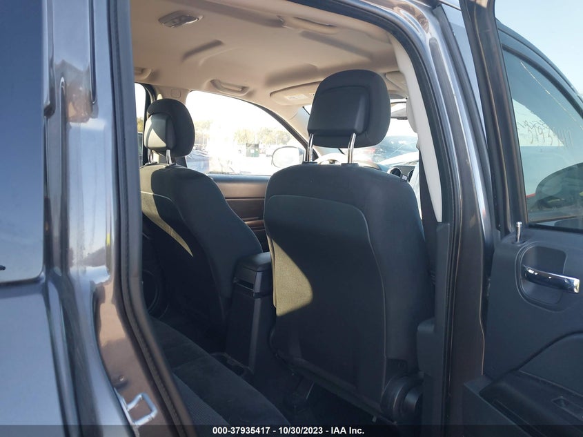 VIN 1C4NJCBA9HD147545 2017 JEEP COMPASS SPORT