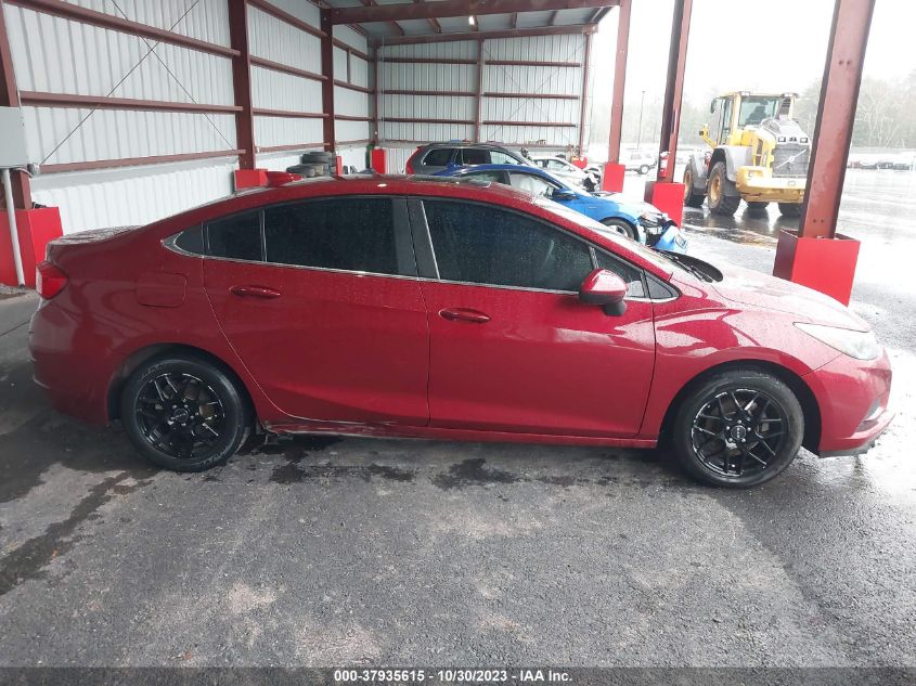 2018 CHEVROLET CRUZE LT - 1G1BE5SM9J7139164