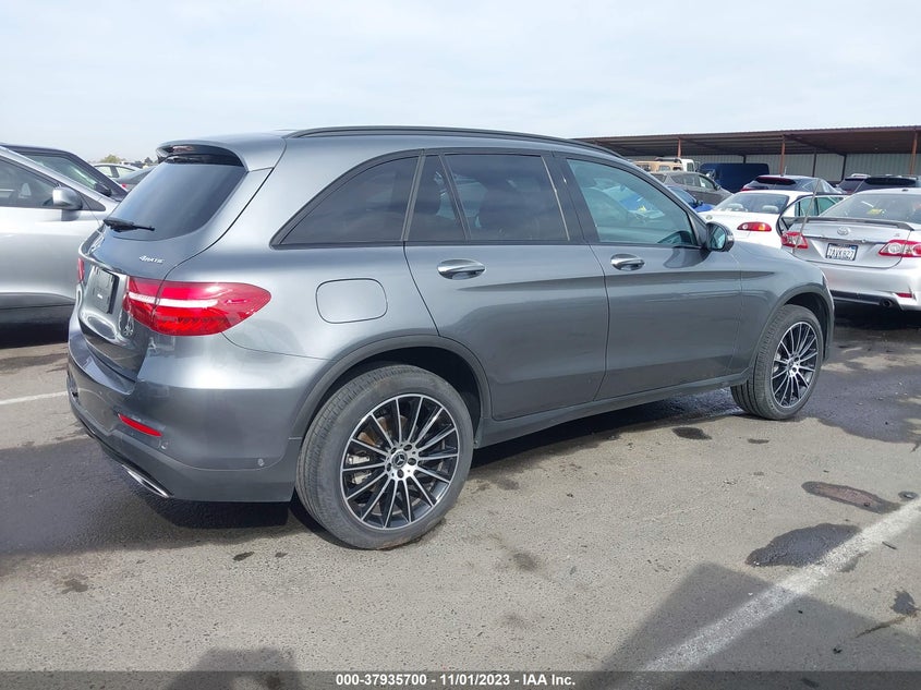 VIN WDC0G4KB2KV186142 2019 MERCEDES-BENZ GLC GLC 300