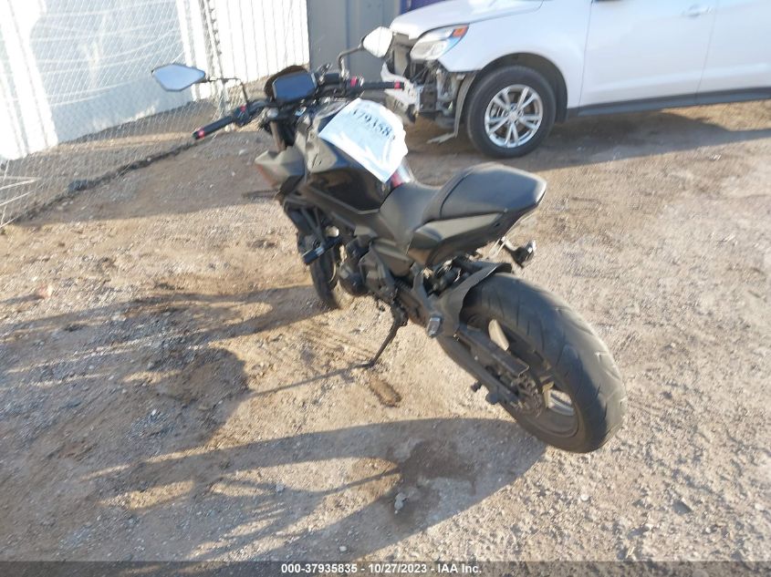 2020 KAWASAKI ER650 K ML5EREK13LDA02804