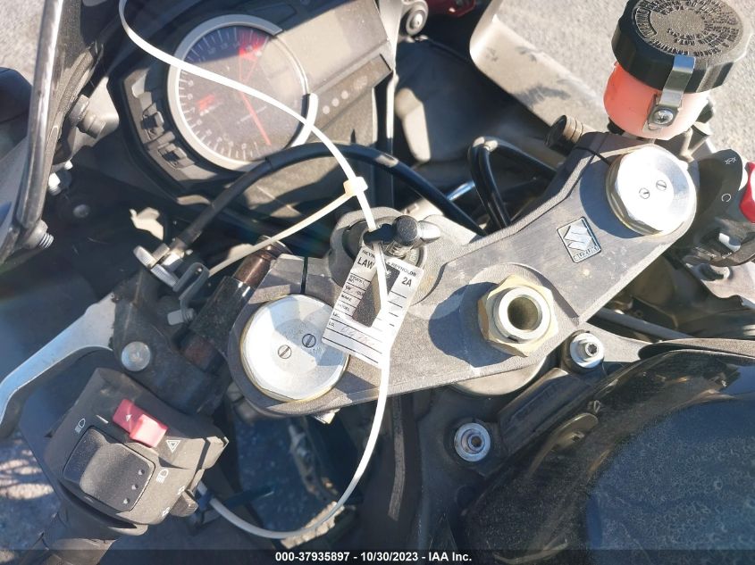 2011 SUZUKI GSX750 JS1GR7MA1B2104787