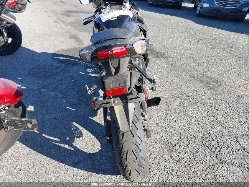 2011 SUZUKI GSX750 JS1GR7MA1B2104787