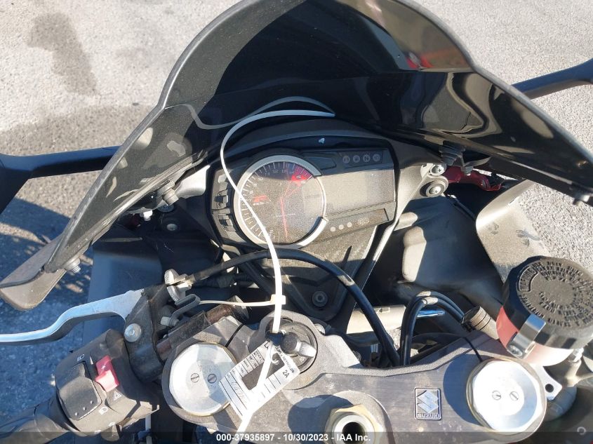 2011 SUZUKI GSX750 JS1GR7MA1B2104787