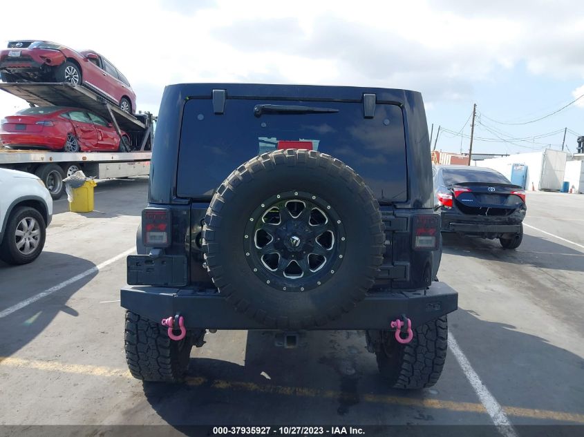 2014 JEEP WRANGLER UNLIMITED SAHARA - 1C4BJWEG2EL147120