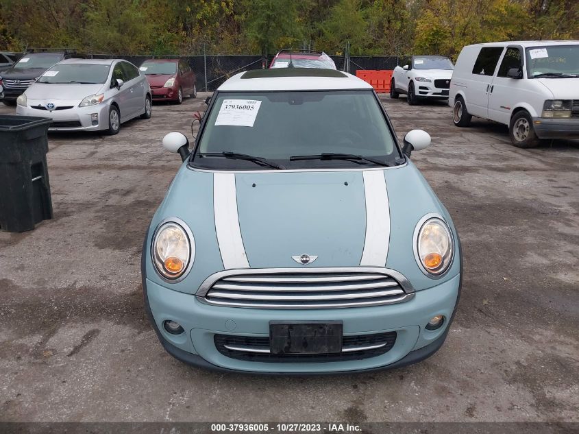 2013 MINI HARDTOP COOPER - WMWSU3C56DT688786
