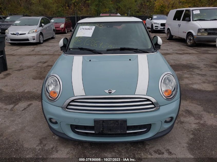 2013 MINI HARDTOP COOPER - WMWSU3C56DT688786