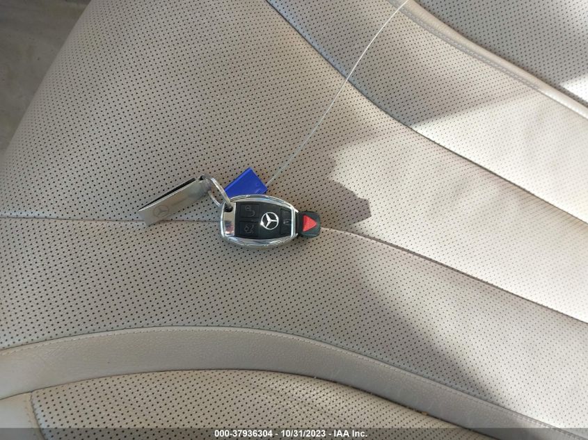 2015 MERCEDES-BENZ S 550 WDDUG8CB1FA202671