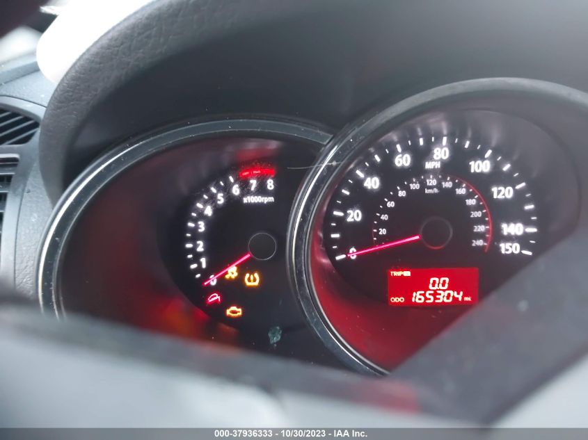2013 KIA SORENTO LX - 5XYKT4A66DG404611