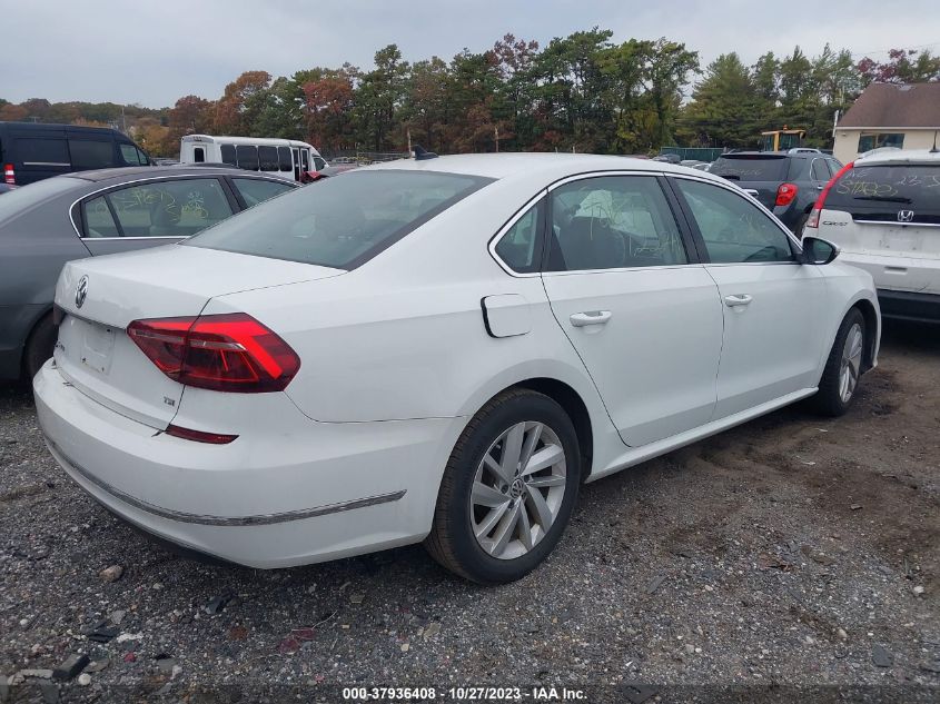 2018 VOLKSWAGEN PASSAT 2.0T SE - 1VWBA7A37JC018578