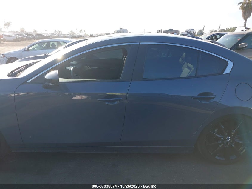 VIN 3MZBPACL0NM303524 2022 MAZDA MAZDA3 SEDAN CARBON EDITION