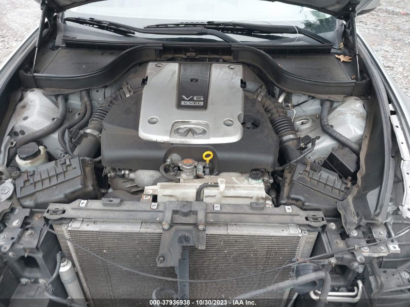 2015 INFINITI Q40 JN1CV6AR2FM650340