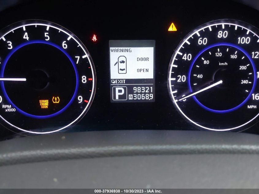 2015 INFINITI Q40 JN1CV6AR2FM650340
