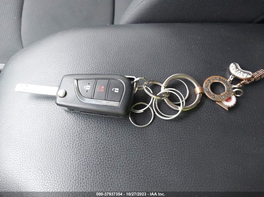 VIN 2T3F1RFV6MC224715 2021 TOYOTA RAV4 LE