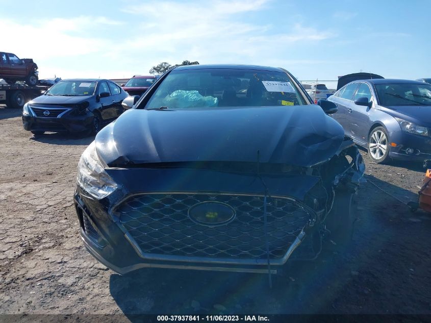 2018 HYUNDAI SONATA SPORT - 5NPE34AF4JH668556