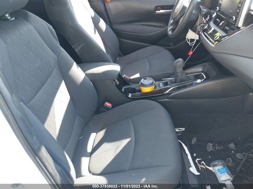 VIN JTDEPMAE7MJ154899 2021 TOYOTA COROLLA LE