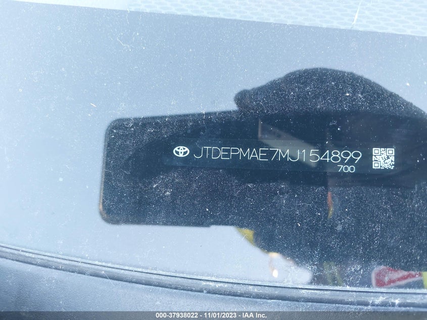 VIN JTDEPMAE7MJ154899 2021 TOYOTA COROLLA LE