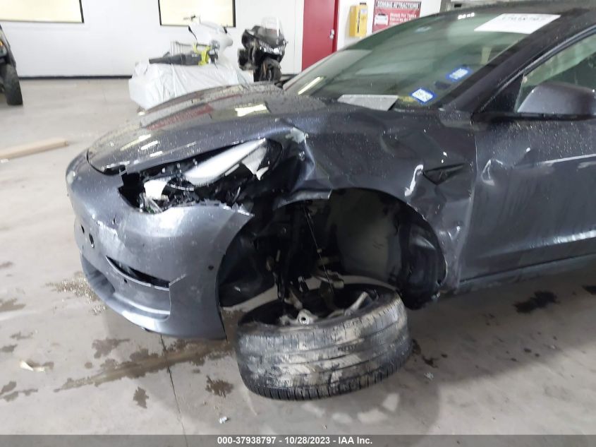 2022 TESLA MODEL 3 - 5YJ3E1EB9NF158070