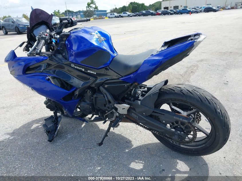 VIN ML5EXEM18MDA25564 2021 KAWASAKI EX650 M