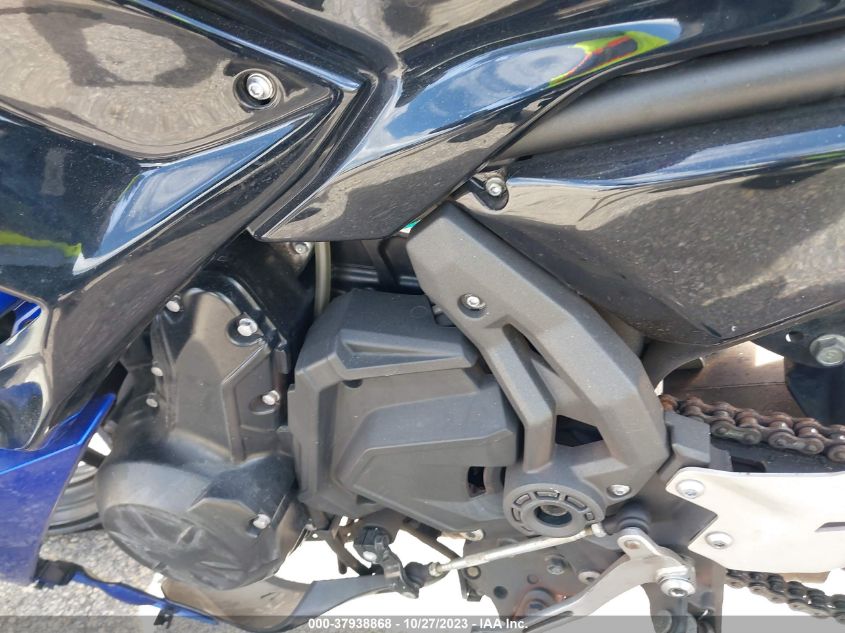 VIN ML5EXEM18MDA25564 2021 KAWASAKI EX650 M