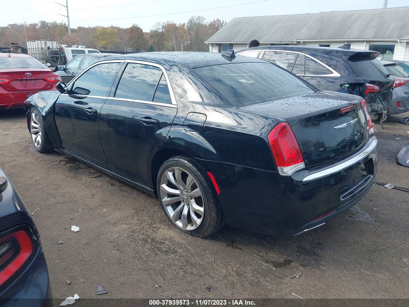 VIN 2C3CCAAG0HH577287 2017 CHRYSLER 300 LIMITED