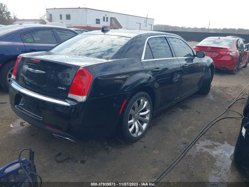 VIN 2C3CCAAG0HH577287 2017 CHRYSLER 300 LIMITED