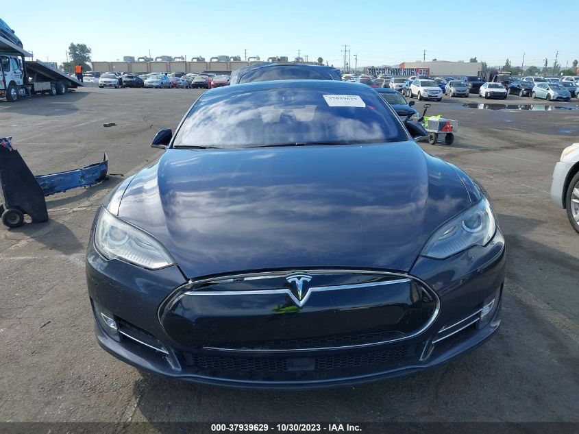 2014 TESLA MODEL S 60 KWH BATTERY/P85 - 5YJSA1H1XEFP65976