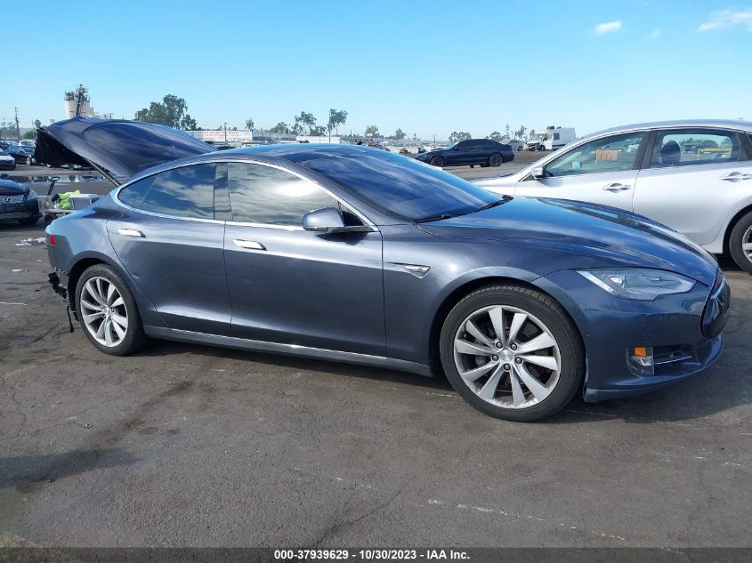 2014 TESLA MODEL S 60 KWH BATTERY/P85 - 5YJSA1H1XEFP65976