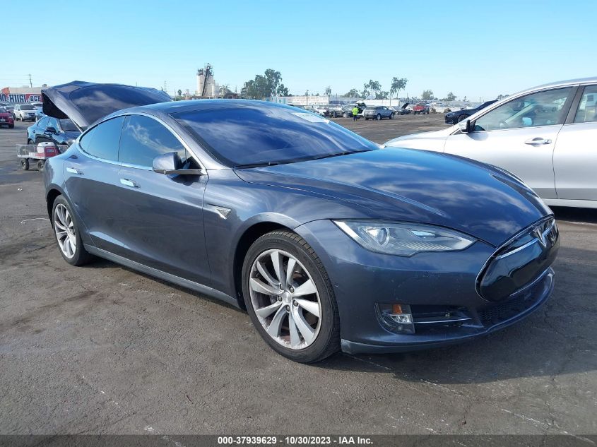 2014 TESLA MODEL S 60 KWH BATTERY/P85 - 5YJSA1H1XEFP65976