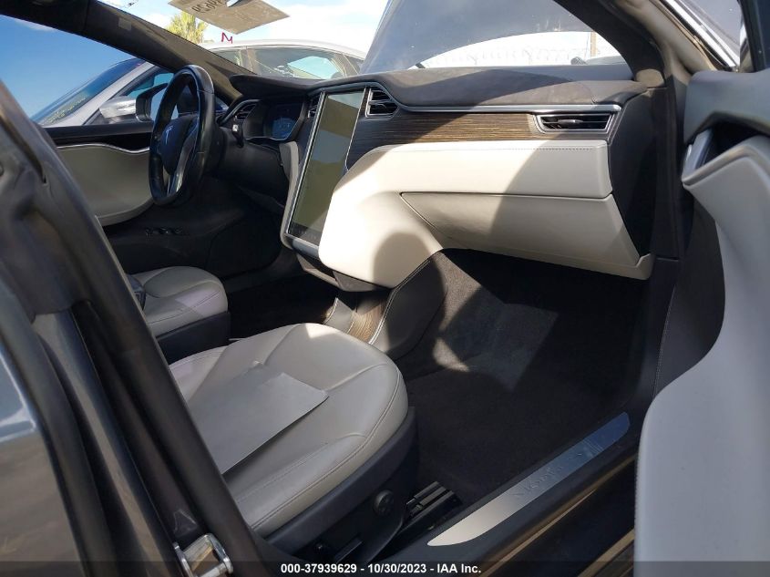 2014 TESLA MODEL S 60 KWH BATTERY/P85 - 5YJSA1H1XEFP65976