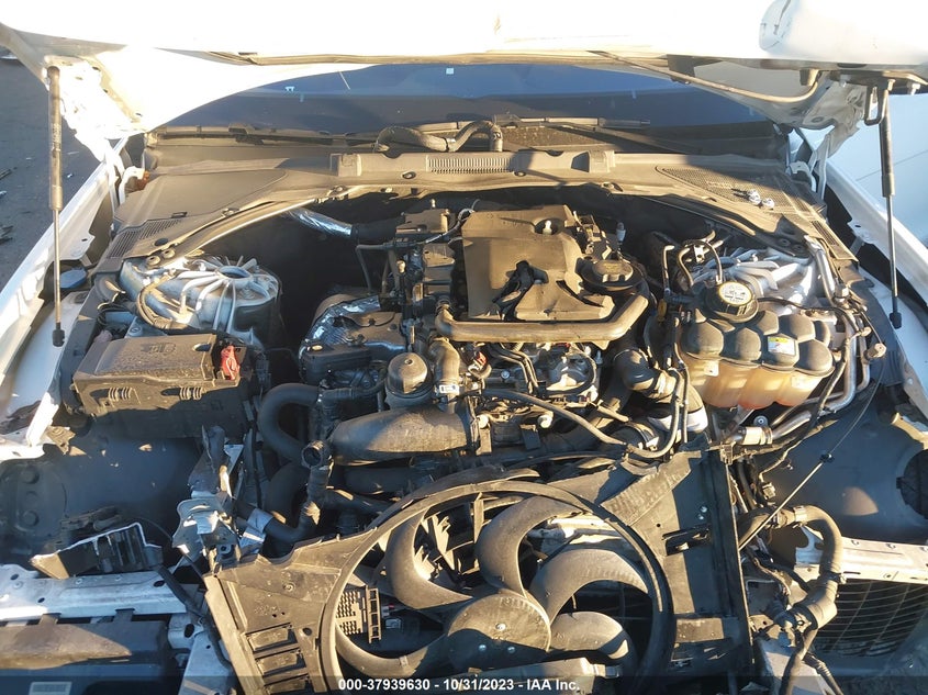 VIN SAJAD4FX8JCP37713 2018 JAGUAR XE PREMIUM