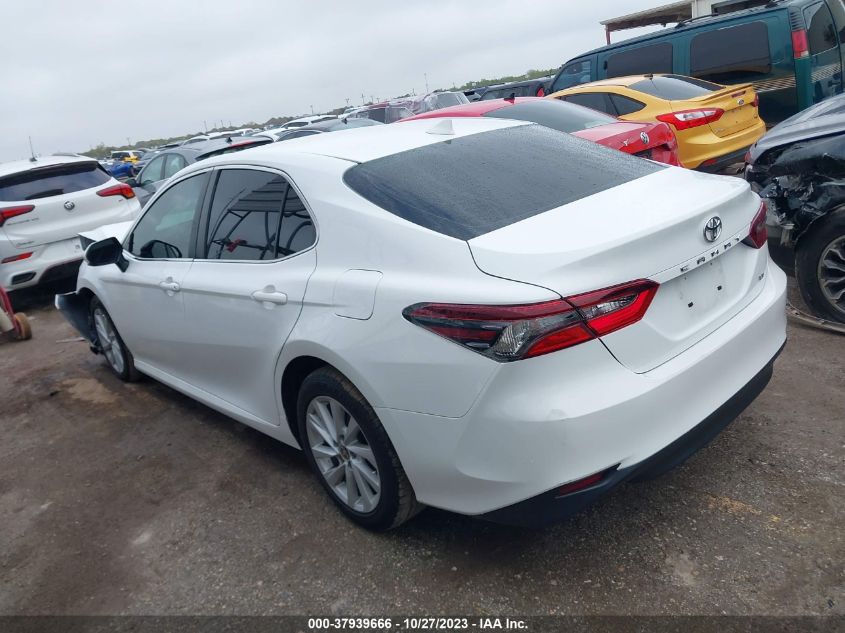2022 TOYOTA CAMRY LE - 4T1C11AK7NU639424
