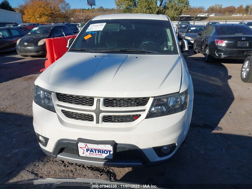 VIN 3C4PDDEG1KT770133 2019 DODGE JOURNEY GT