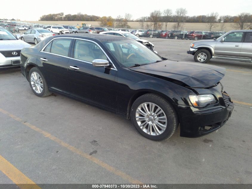 2013 CHRYSLER 300 300C - 2C3CCAKG2DH618933