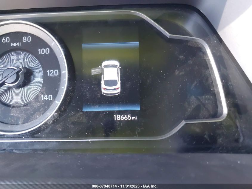 2022 HYUNDAI IONIQ PLUG-IN HYBRID SE - KMHC65LD2NU276800
