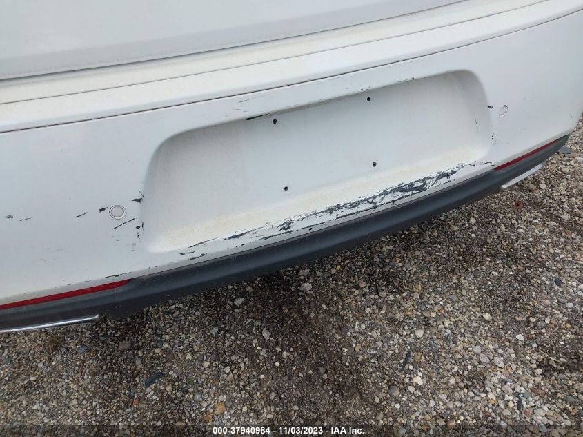 2018 CHRYSLER 300 - 2C3CCABG7JH244783