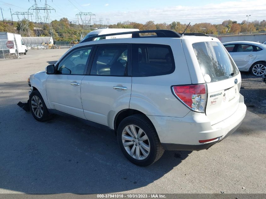 2013 SUBARU FORESTER 2.5X PREMIUM - JF2SHADC8DH402367