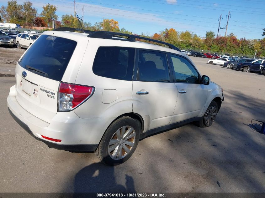 2013 SUBARU FORESTER 2.5X PREMIUM - JF2SHADC8DH402367